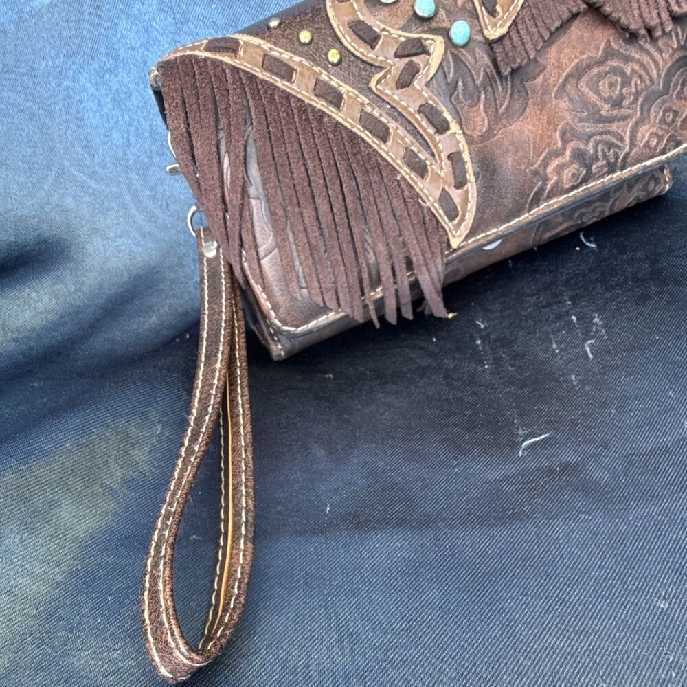 Western Tooled Leather Fringe Wristlet Clutch Wallet – Turquoise Detail, fringe - Picture 3 of 6